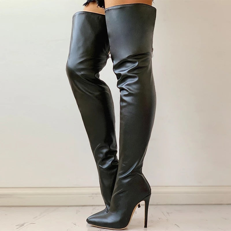 Fashion Glam | Overknee Boots with Golden Heel and Zipper Detail
