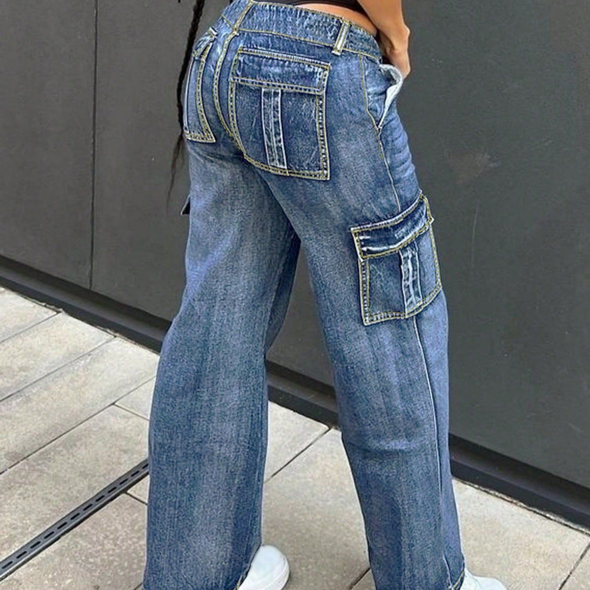 Women's high-waisted cargo jeans with vertical decorative seams and wide leg Fashion Glam