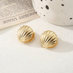 Women's ear clips in elegant shell design Fashion Glam