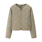 Women’s short quilted jacket with diamond quilting, full zip and integrated pockets Fashion Glam