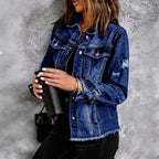 Women's Waist-Cinched Denim Trucker Jacket with Light Destroyed Effect and Fringed Hem Fashion Glam