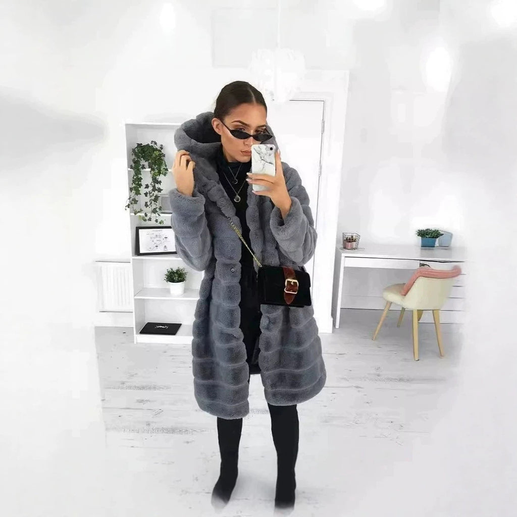 Women's Hooded Faux Fur Coat with Quilted Panel Structure Fashion Glam