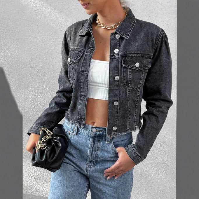 Women's cropped fitted denim jacket with raw fringe hem and flap pockets Fashion Glam