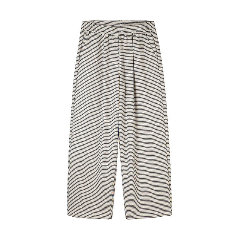 Women's culotte pants with wide leg, high waistband, and fine stripe pattern Fashion Glam