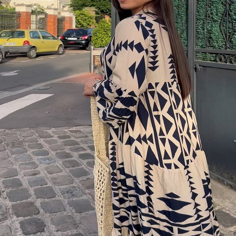 Women's Loose Maxi Dress in Boho Style with Graphic Print, V-Neck and Button Placket Fashion Glam