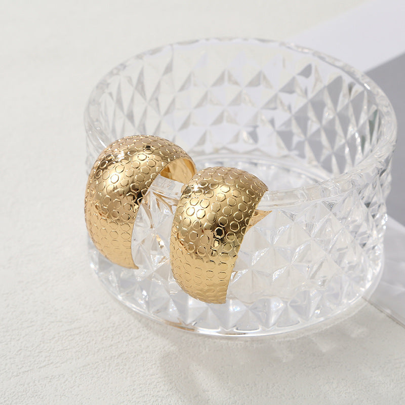 Women's hoops with elegant, modern design Fashion Glam