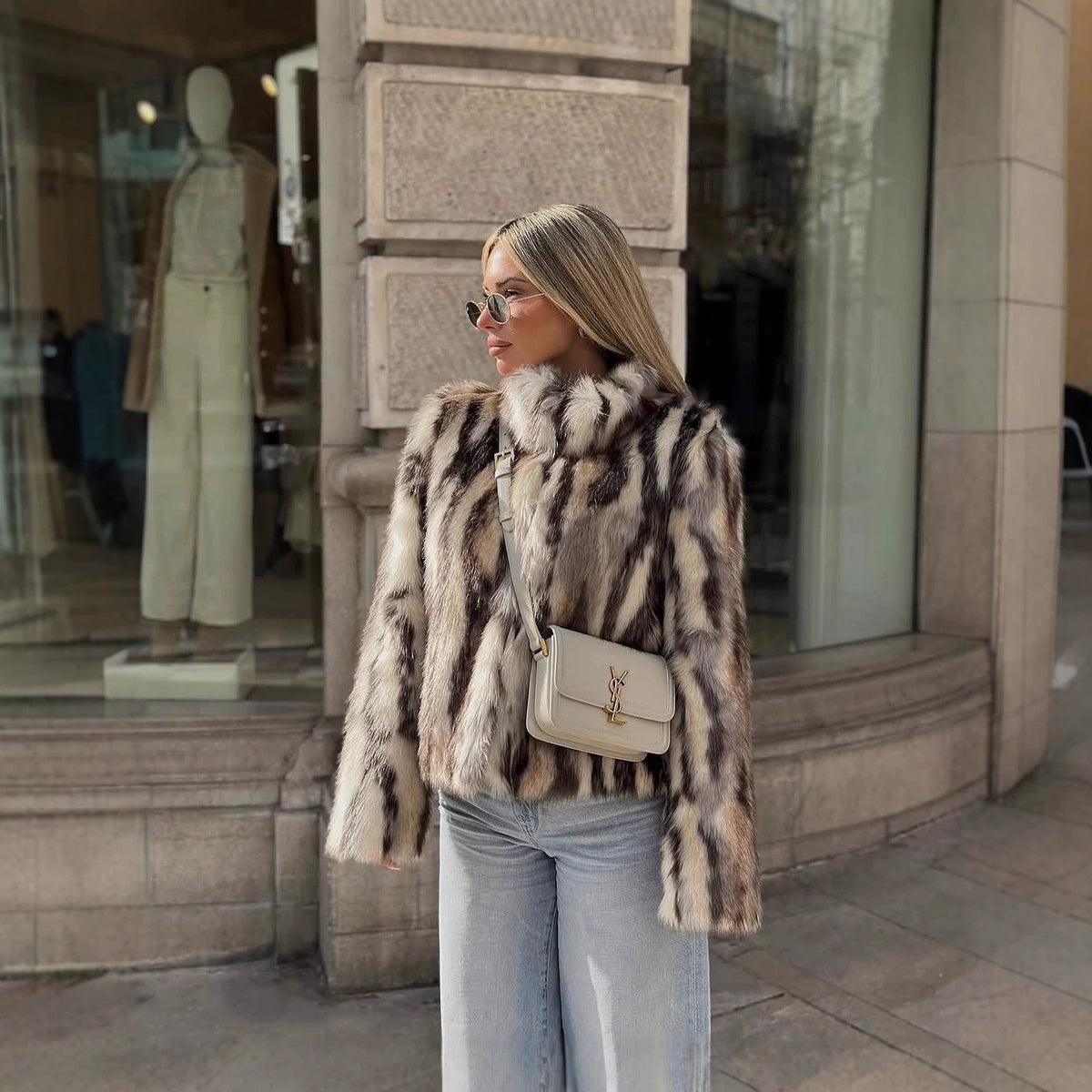 Ladies short cut boxy faux fur jacket with contrasting spot pattern and stand collar Fashion Glam