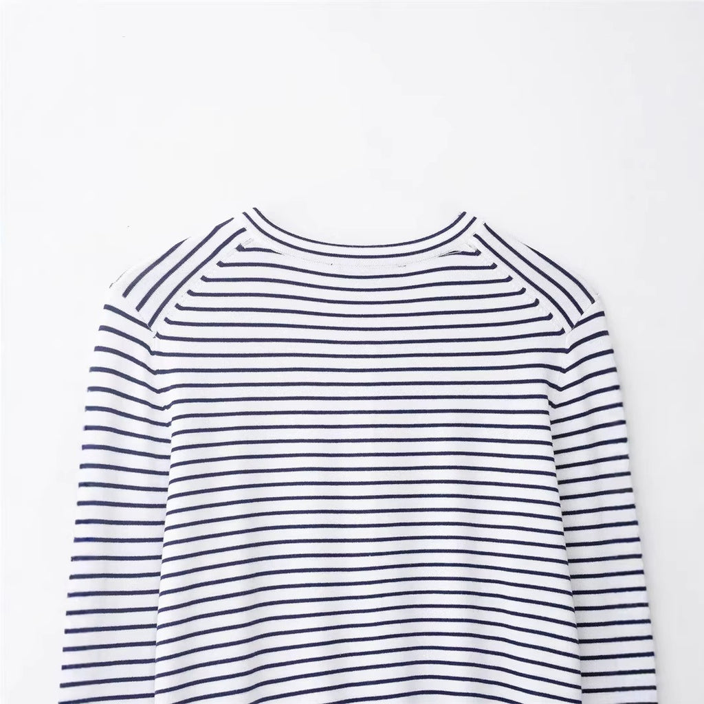 Women's fine knit cardigan with nautical striped pattern, round neckline and mother-of-pearl button placket Fashion Glam