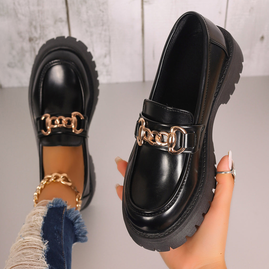 Women Chunky Platform Loafer with Metal Chain Detail and Profiled Rubber Sole Fashion Glam