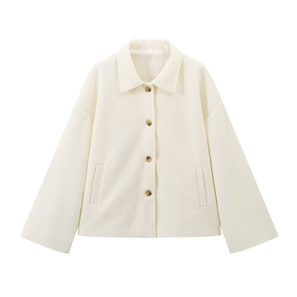 Ladies short jacket in boxy cut made of wool blend with shirt collar and concealed button placket Fashion Glam