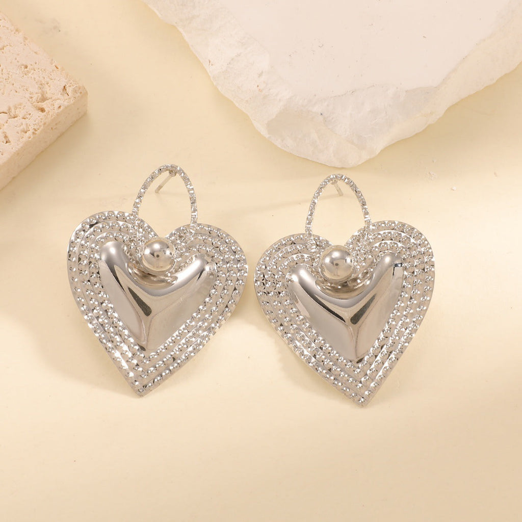 Ladies Heart-Shaped Earrings with Sparkling Zircon Decorations Fashion Glam