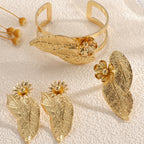 Ladies bangle with elaborate leaf design Fashion Glam