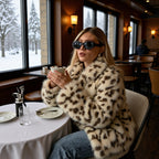 Women Padded Faux Fur Coat with Leopard Print, Oversized Silhouette and Stand-Up Collar Fashion Glam