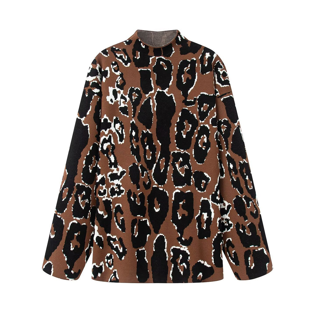 Ladies Oversized Knit Sweater with Stand-Up Collar and Jacquard Leopard Pattern Fashion Glam