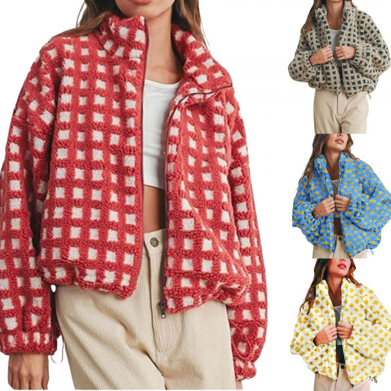 Ladies short-cut Sherpa fleece jacket with geometric pattern and drawstring Fashion Glam