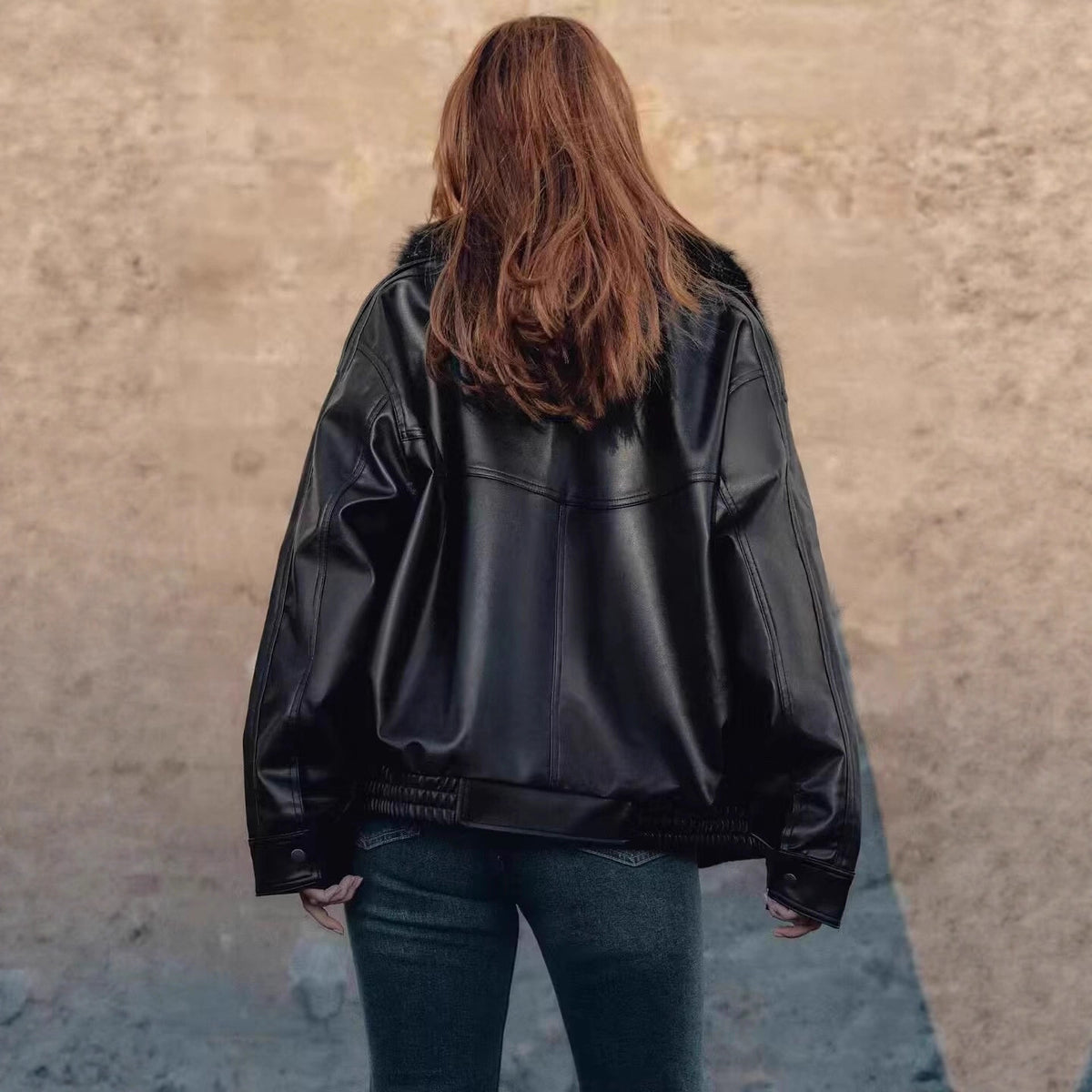 Ladies Oversized Faux Leather Bomber Jacket with Cozy Faux Fur Collar and Applied Flap Pockets Fashion Glam