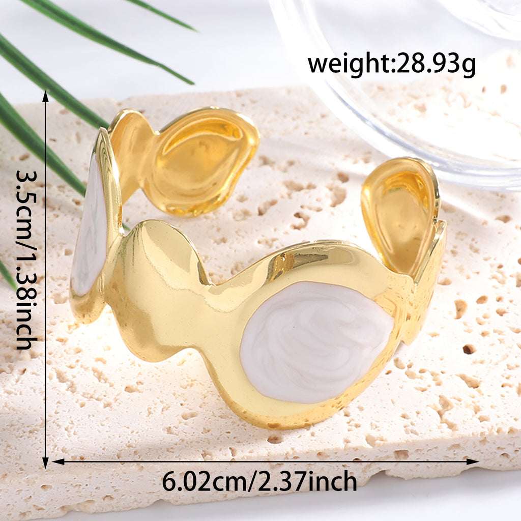 Ladies Open Bangle with Artistic, Curved Design Fashion Glam