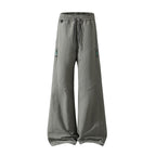 Men's Wide Cargo Pants with Drawstring Waistband, Utility Seams and Zip Pockets Fashion Glam