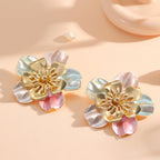 Women's hair clips in playful flower design Fashion Glam