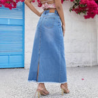 Ladies high-waisted denim maxi skirt with straight cut, decorative seams and raw fringe hem Fashion Glam