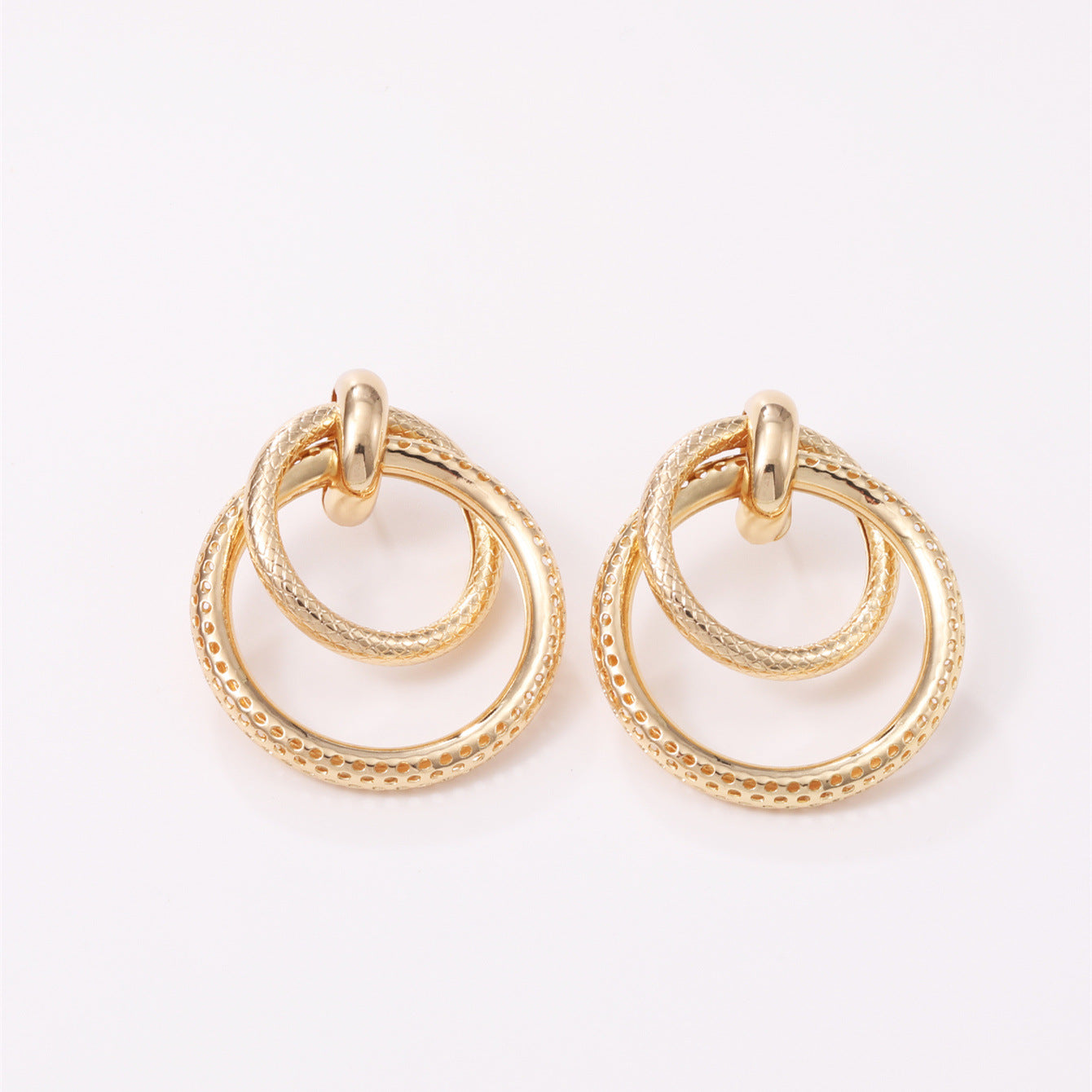 Women's Hanging Earrings with Elegant, Curved Ring Design Fashion Glam