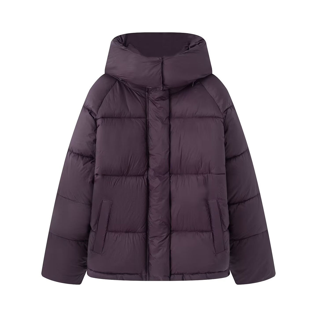 Women's short cut oversized quilted jacket with high collar and hood Fashion Glam
