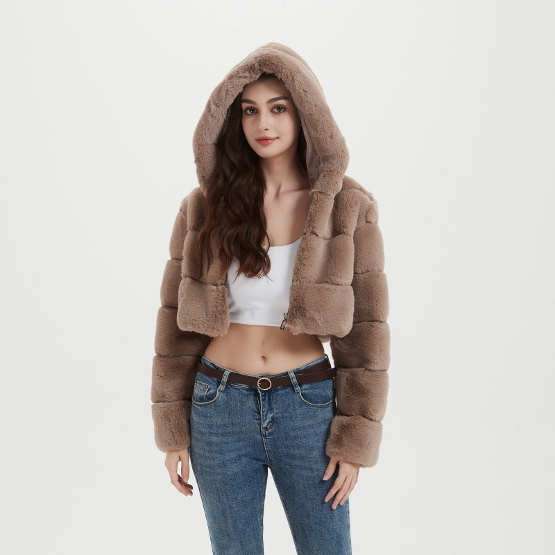 Women's Cropped Faux Fur Jacket with Horizontal Panel Structure and Zipper Fashion Glam