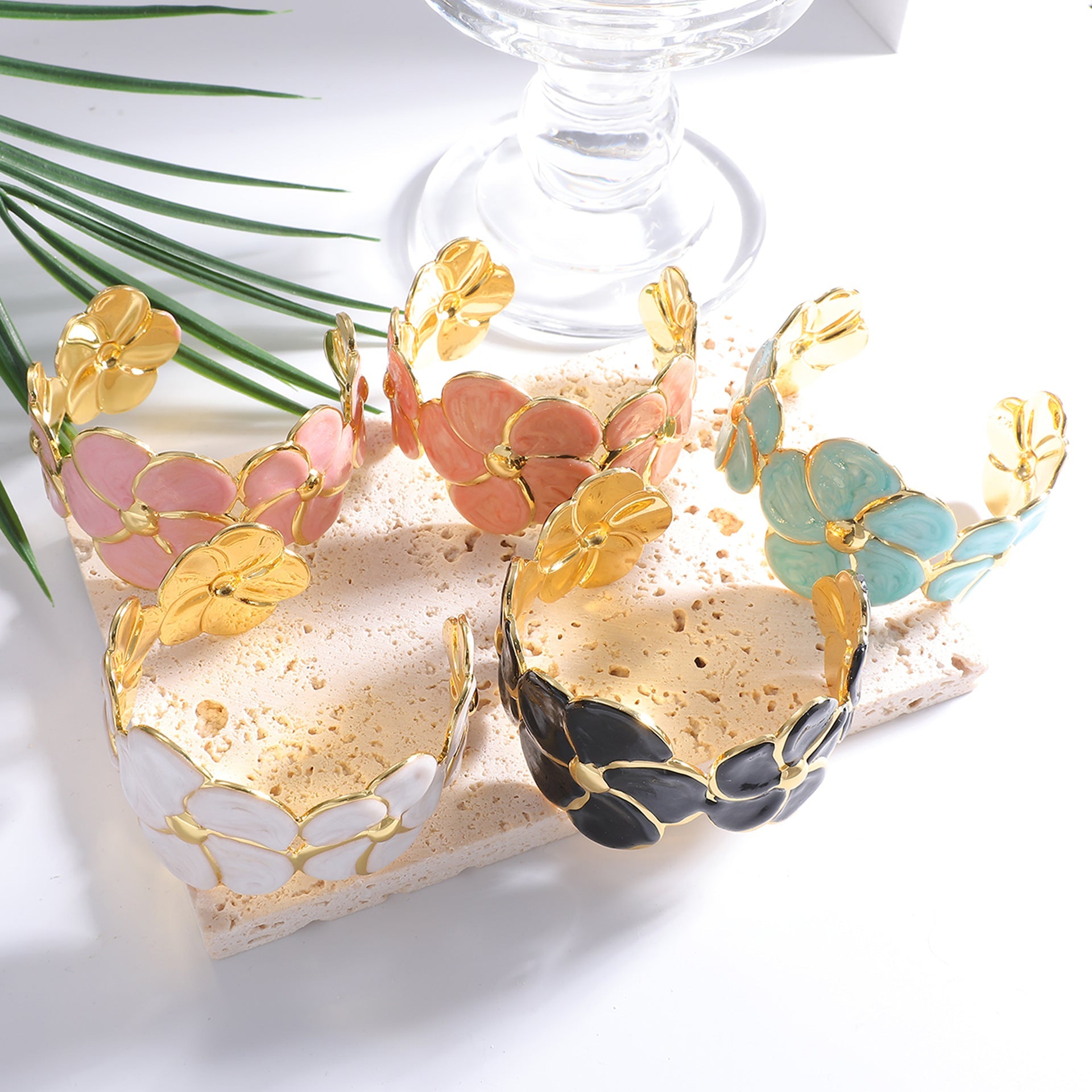 Ladies cuff bracelet with elaborate flower pattern Fashion Glam
