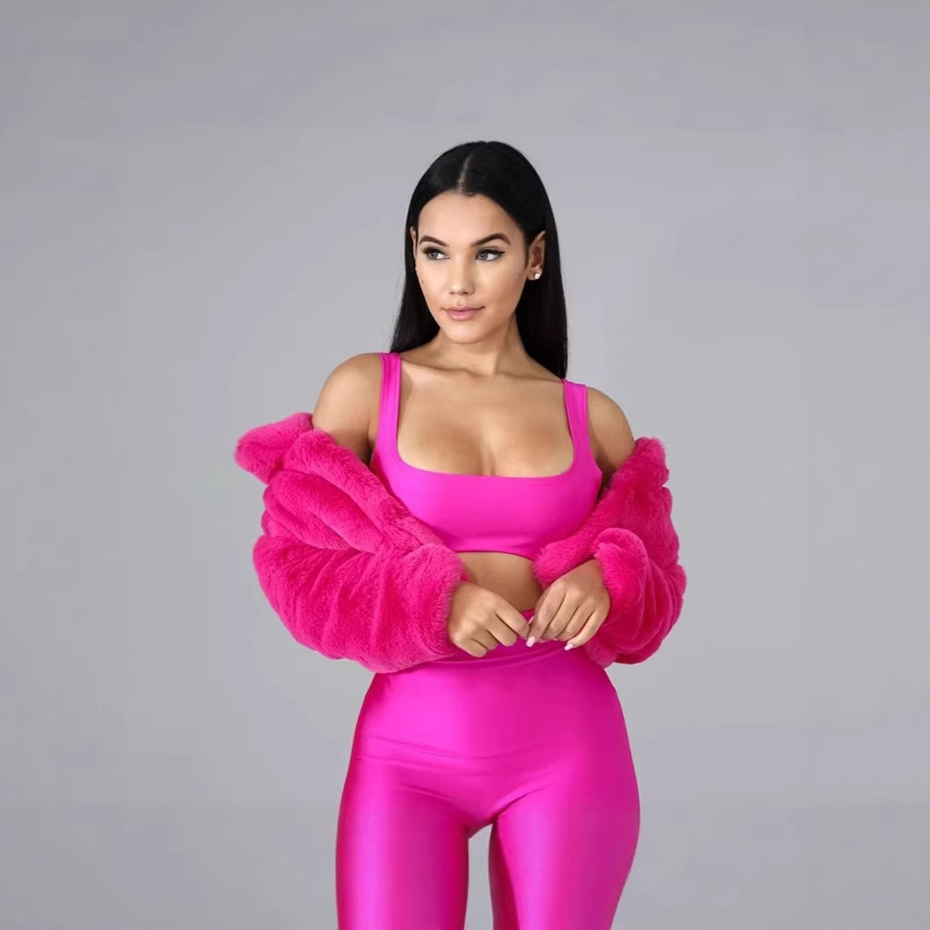 Women Cropped Faux Fur Blouson with tailored cut, stand-up collar and soft teddy finish Fashion Glam