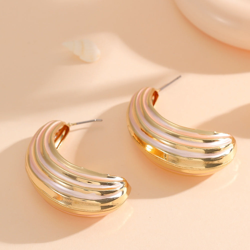 Women Hanging Earrings with Luxurious Gold and Pink Finish Fashion Glam