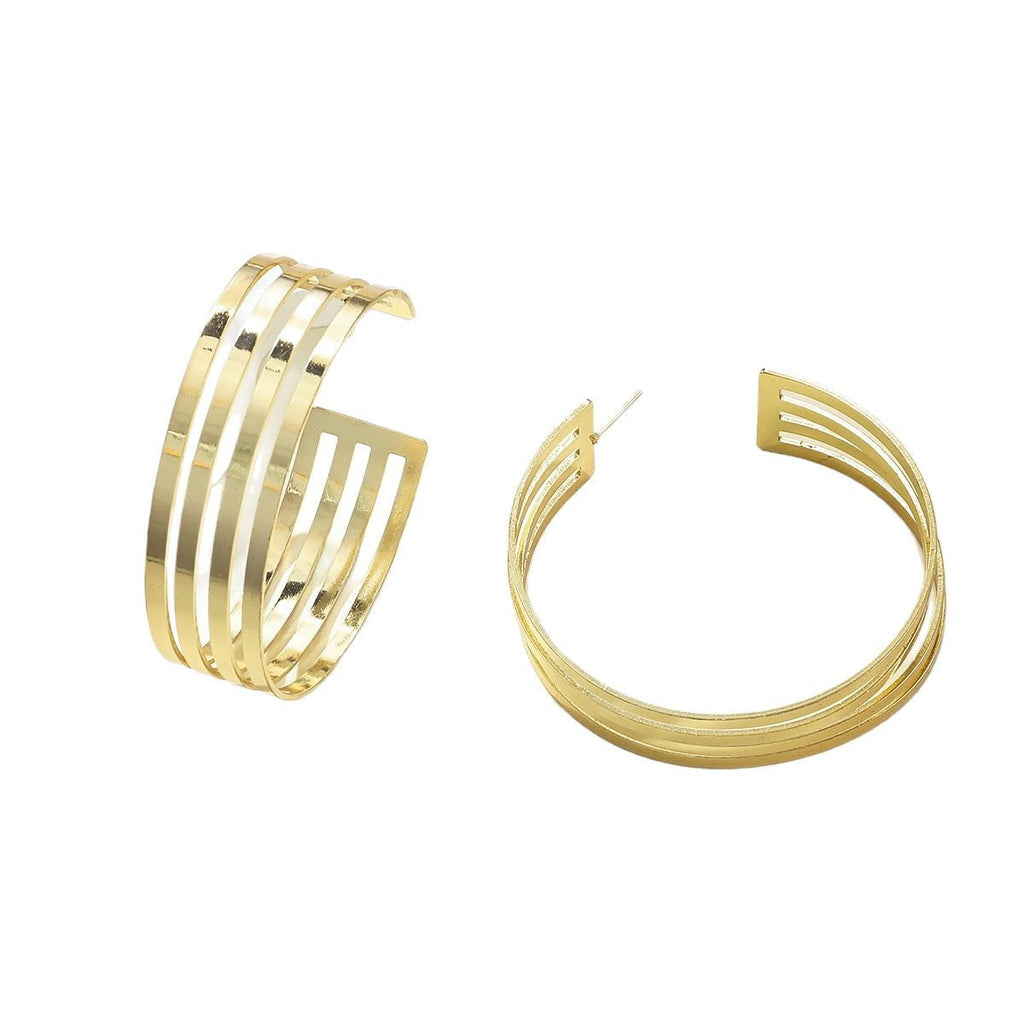 Women's Hanging Earrings in Elegant Wave Pattern Fashion Glam
