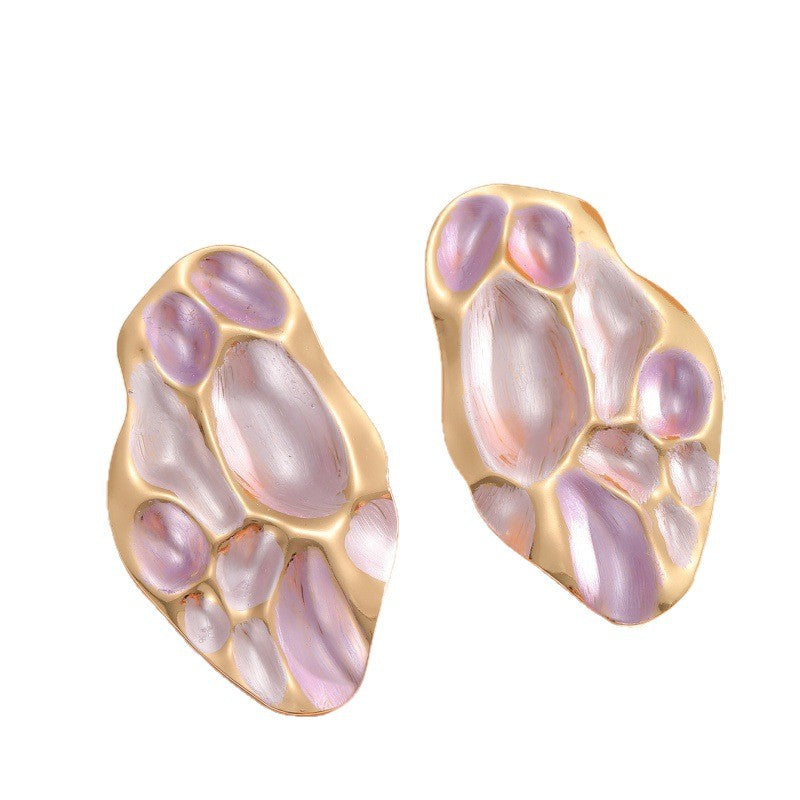 Ladies ear clips with elaborate, colorful shell design Fashion Glam