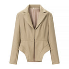Women's tailored short blazer with curved hip contour and zipper Fashion Glam