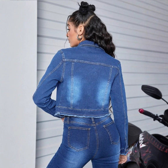 Women's cropped fitted denim jacket with zipper and raw hem Fashion Glam