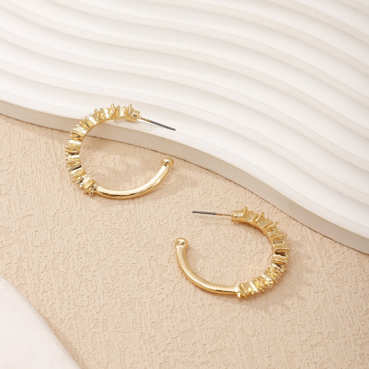 Ladies hoop earrings with intricate structures Fashion Glam