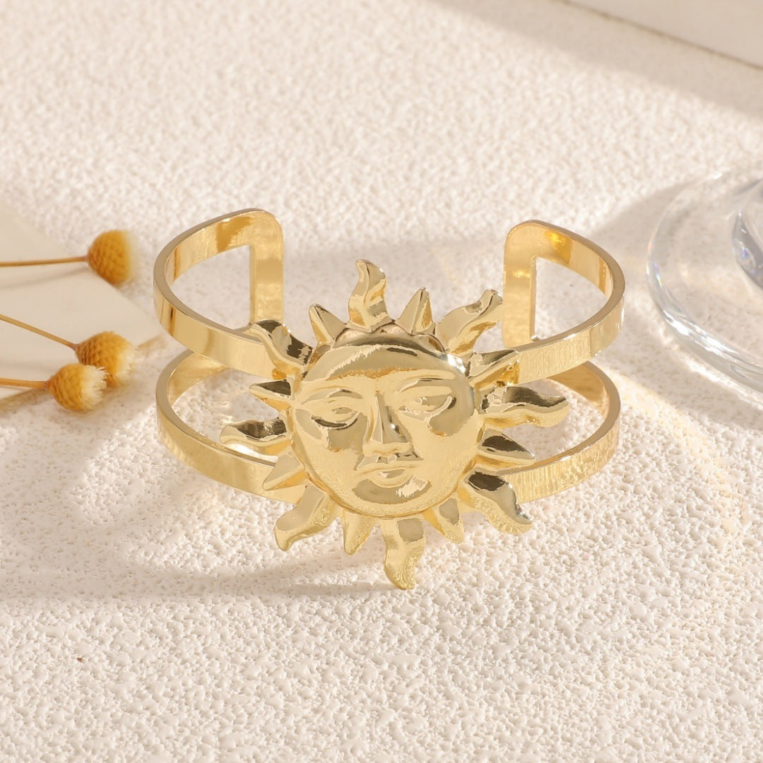 Women's bracelet with elaborate sun design Fashion Glam