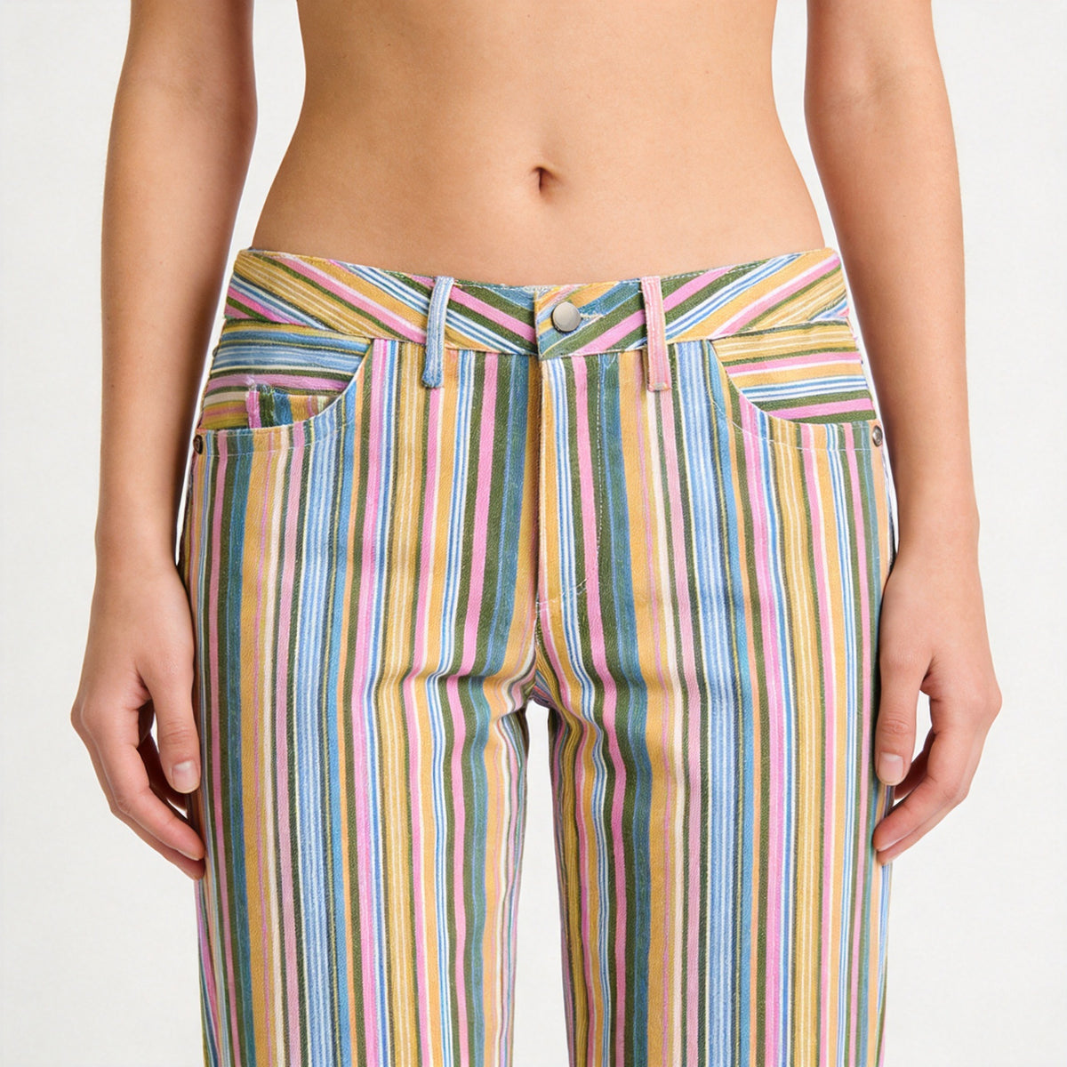 Women's straight-cut high-waisted pants with vertical multi-stripe pattern and five-pocket cut Fashion Glam