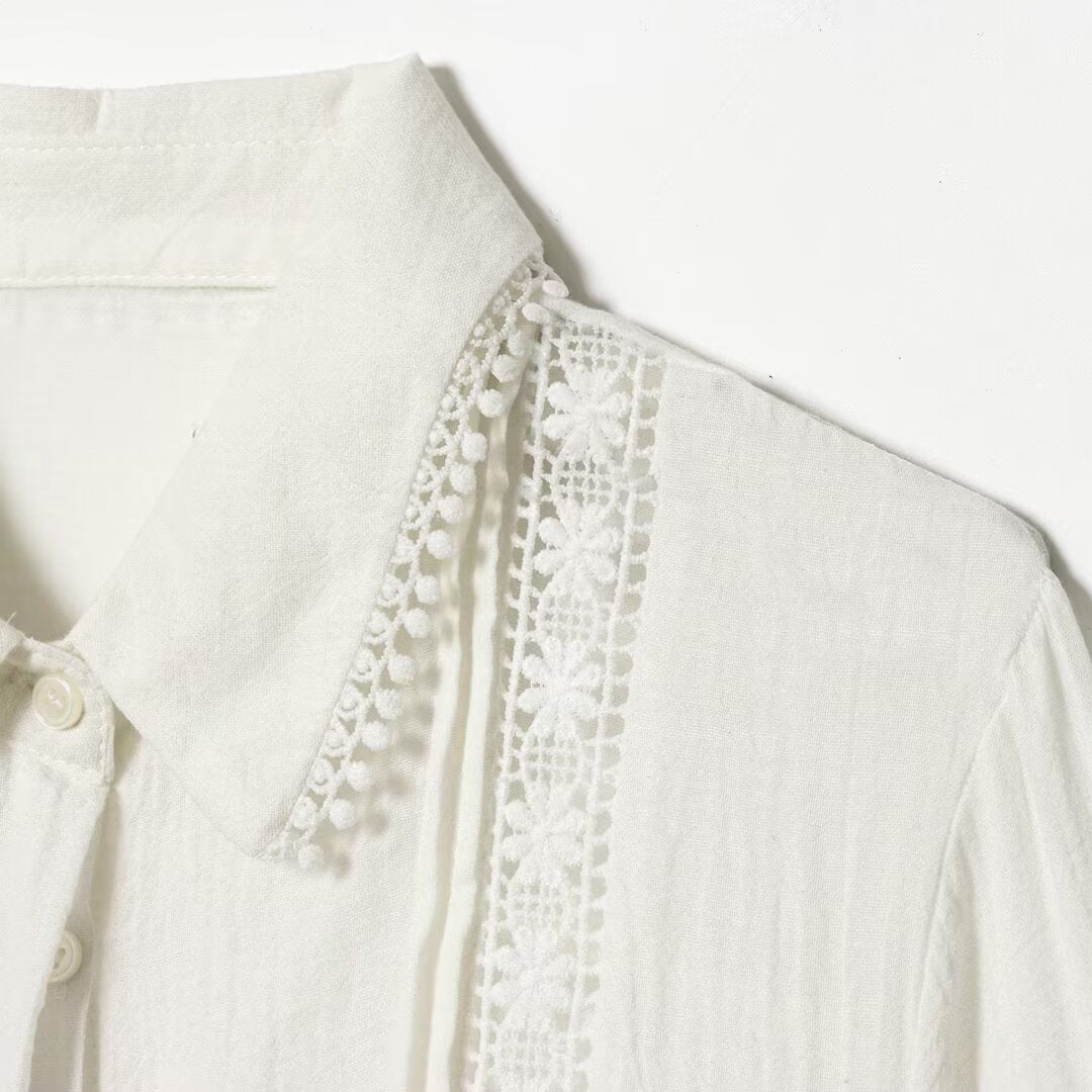 Ladies blouse with delicate lace appliqué, concealed button placket and balloon sleeves Fashion Glam