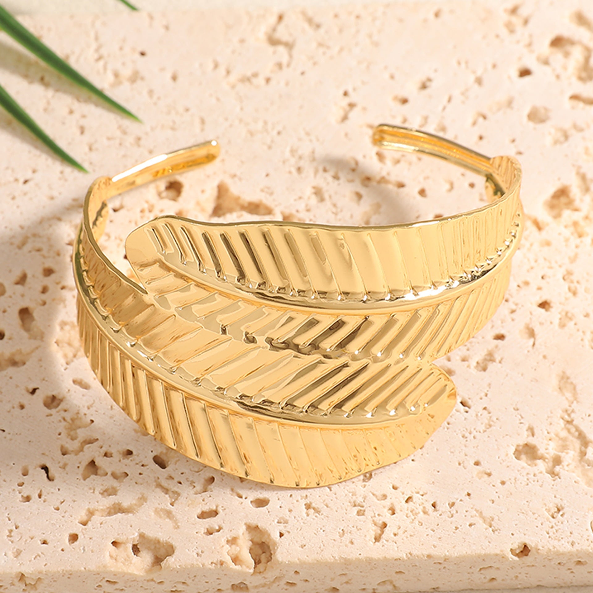 Ladies Open Bangle with Artistic Coral Pattern Fashion Glam