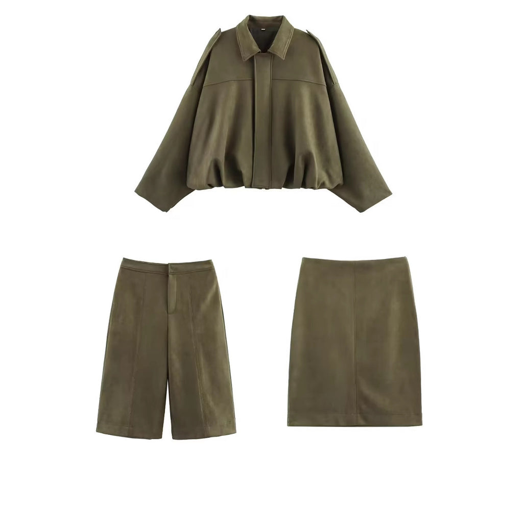 Women's Oversized Suede Blouson with Cropped Hem and Epaulettes Fashion Glam