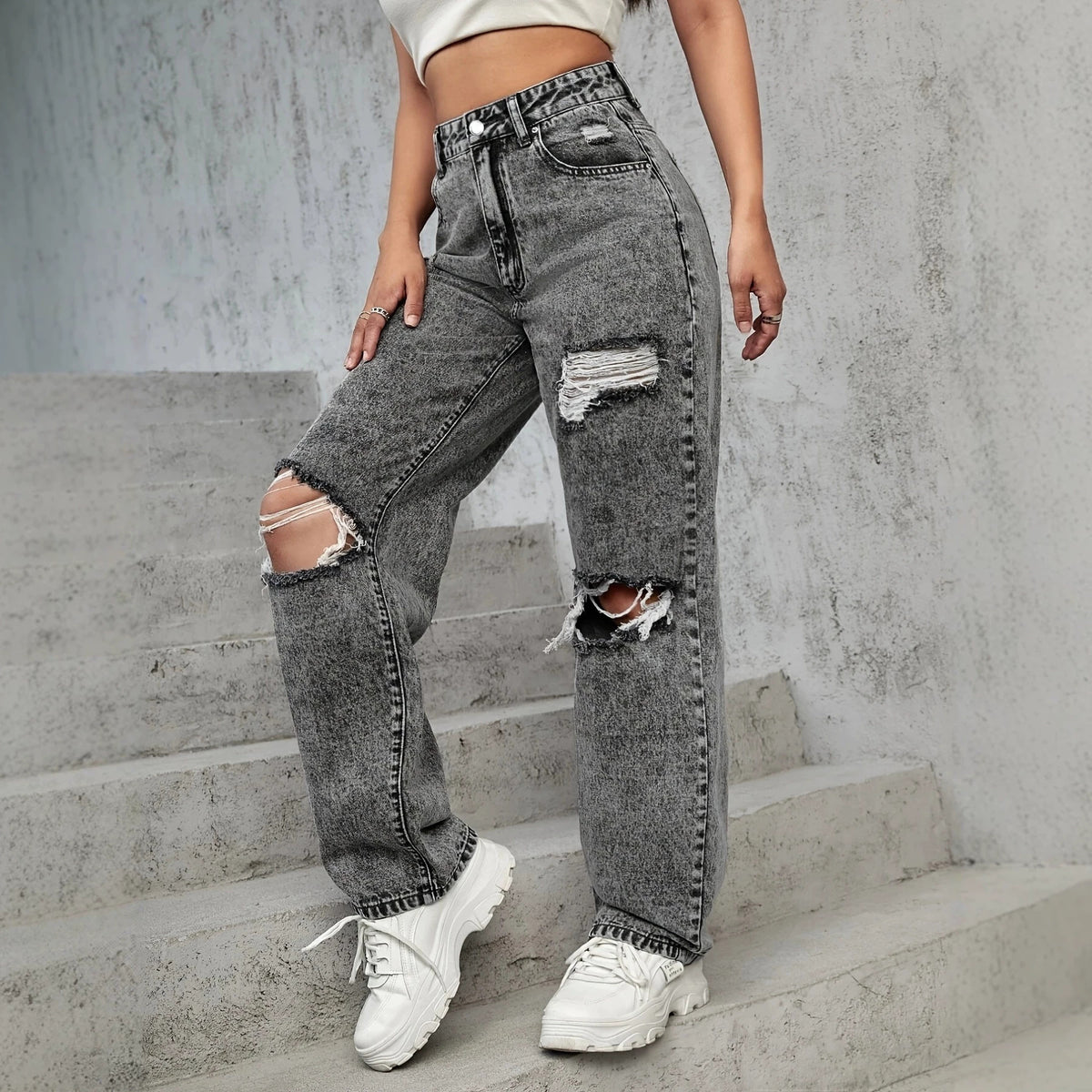 Ladies High-Waist Destroyed Wide-Leg Jeans with Knee Cutouts Fashion Glam