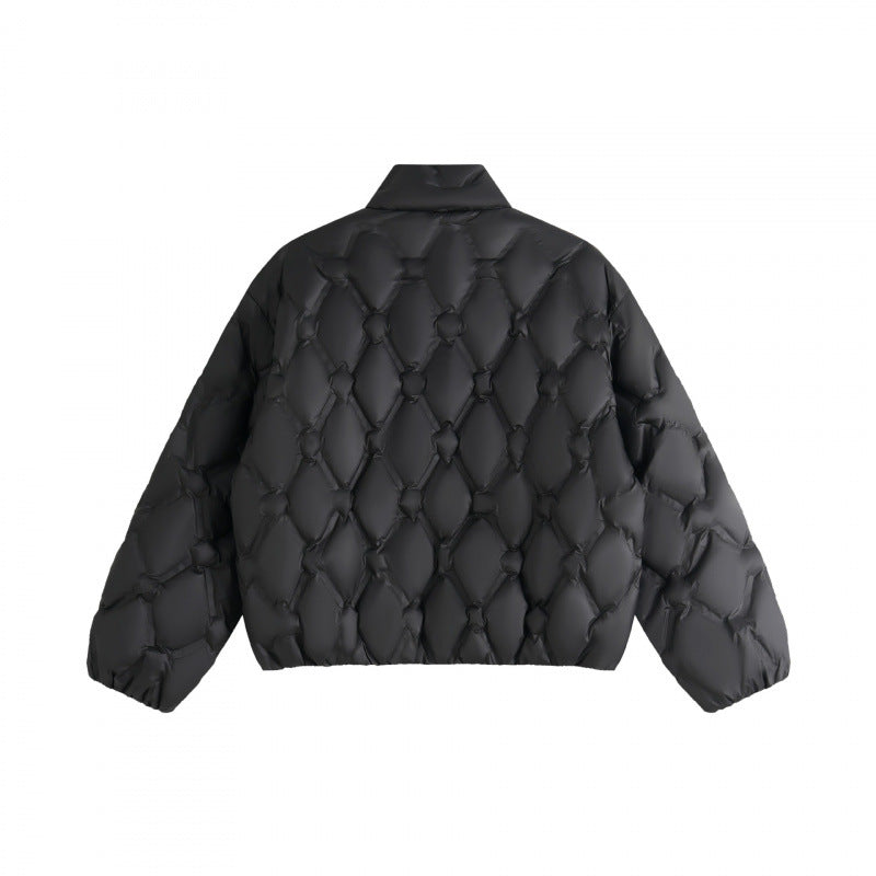 Unisex short cut quilted jacket in boxy cut with diamond quilting and diagonal zip pockets Fashion Glam