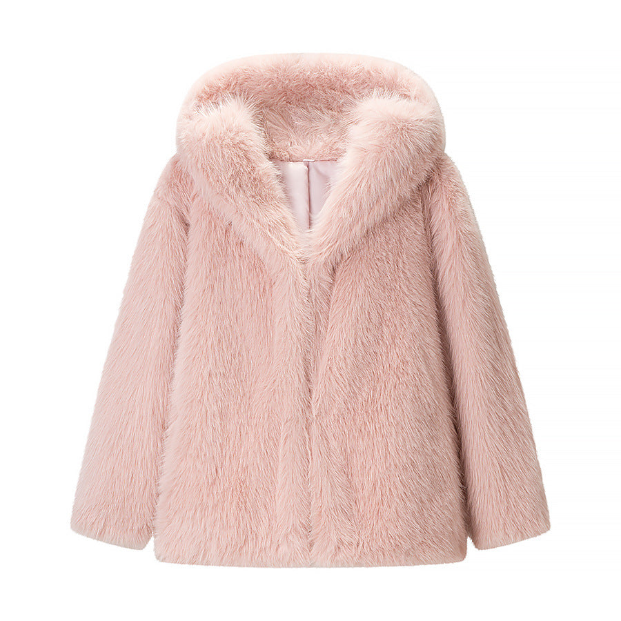 Women's short coat made of fluffy synthetic fur with voluminous shawl collar and boxy oversized silhouette Fashion Glam