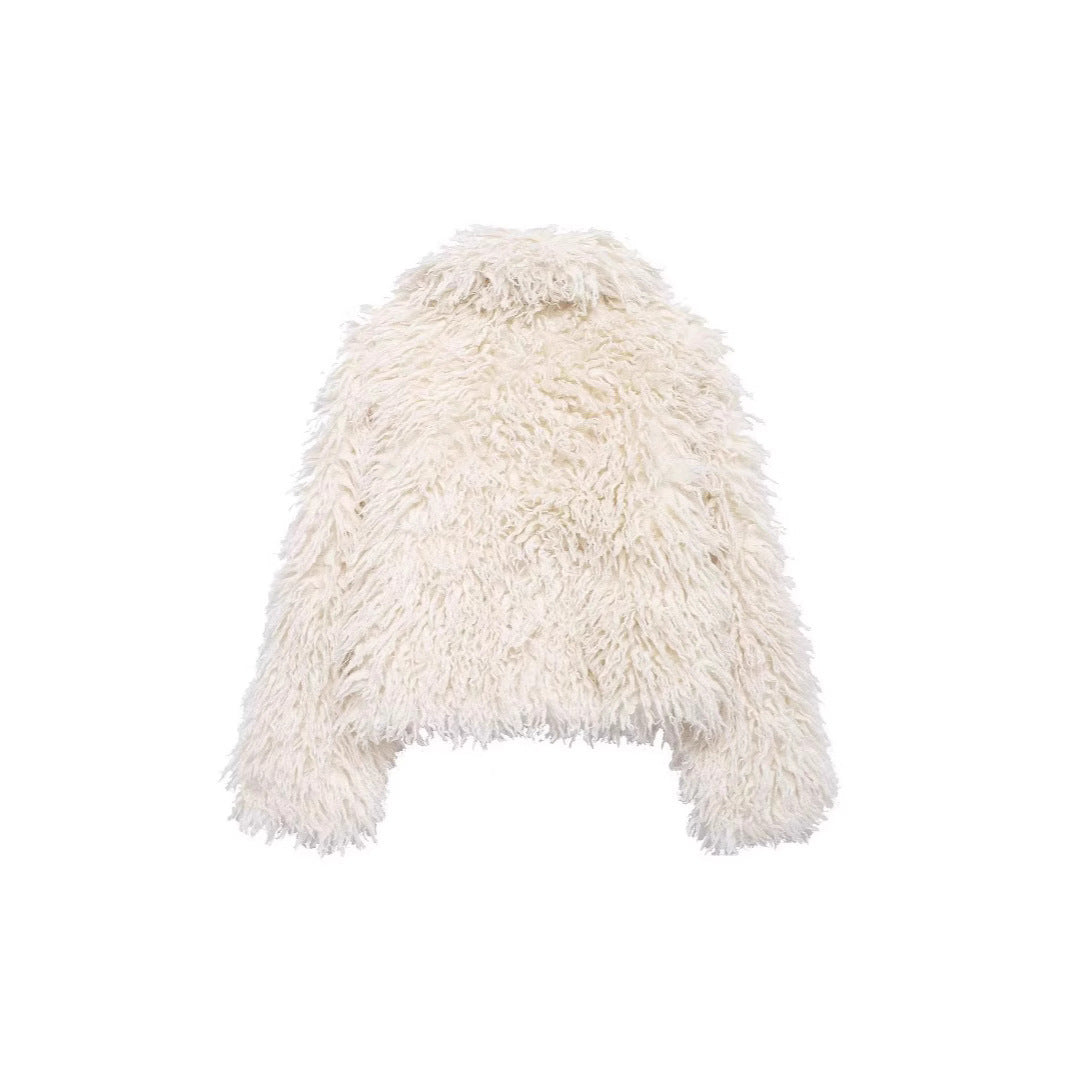 Women's short jacket made of high-pile faux fur in shaggy look Fashion Glam