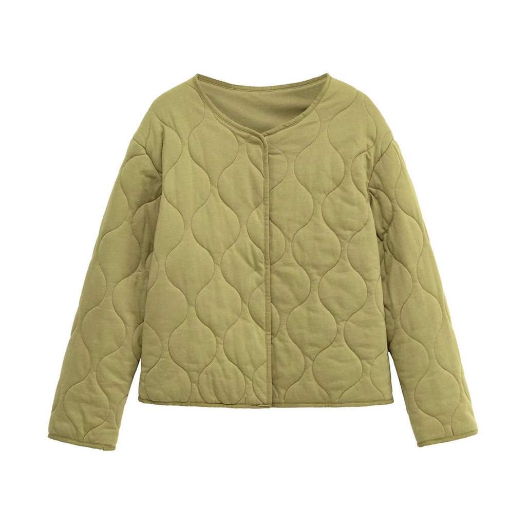 Ladies Quilted Short Jacket in Oversized Cut with Round Neck and Wave Stitching Fashion Glam