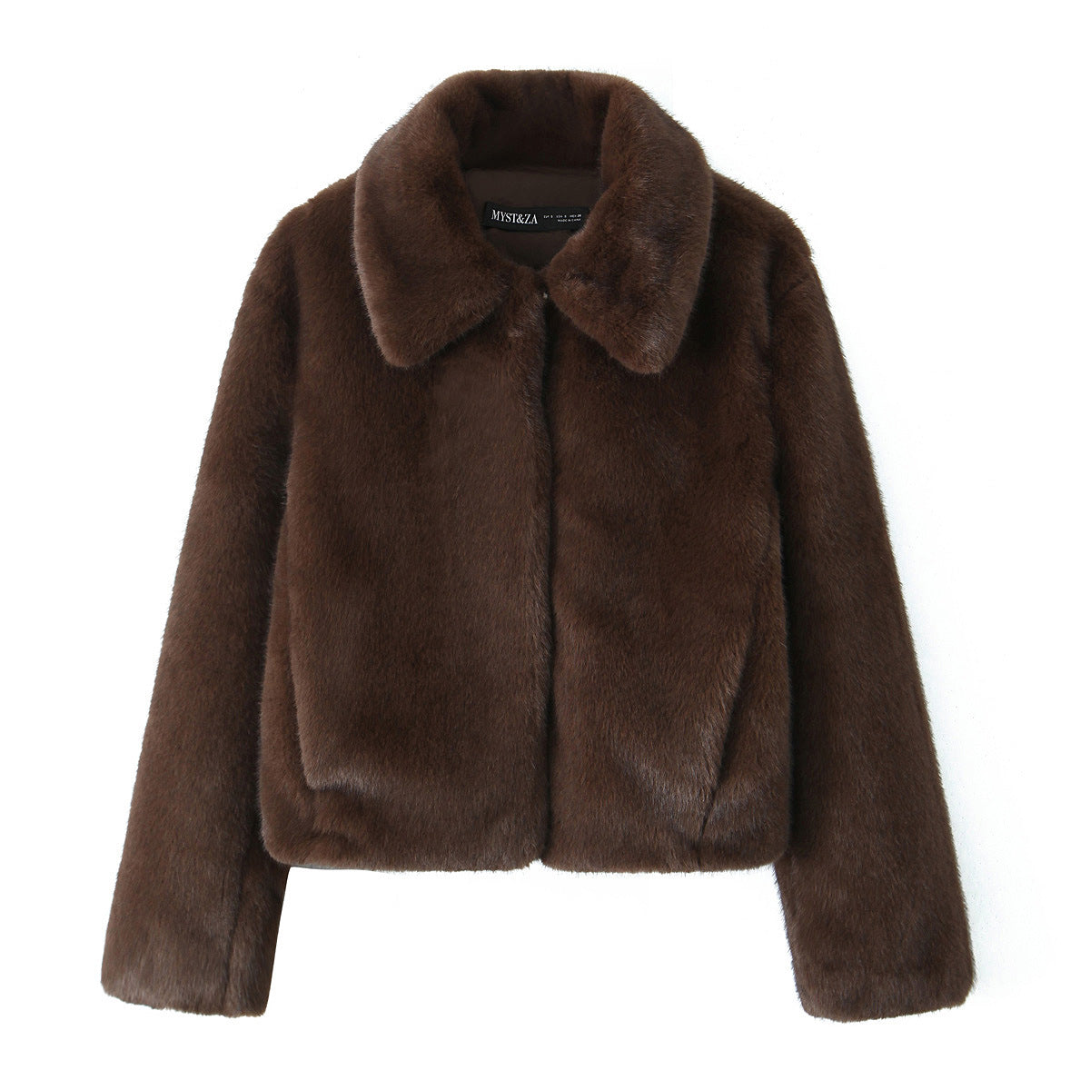 Women’s short jacket made of luxurious faux fur with a classic shirt collar Fashion Glam