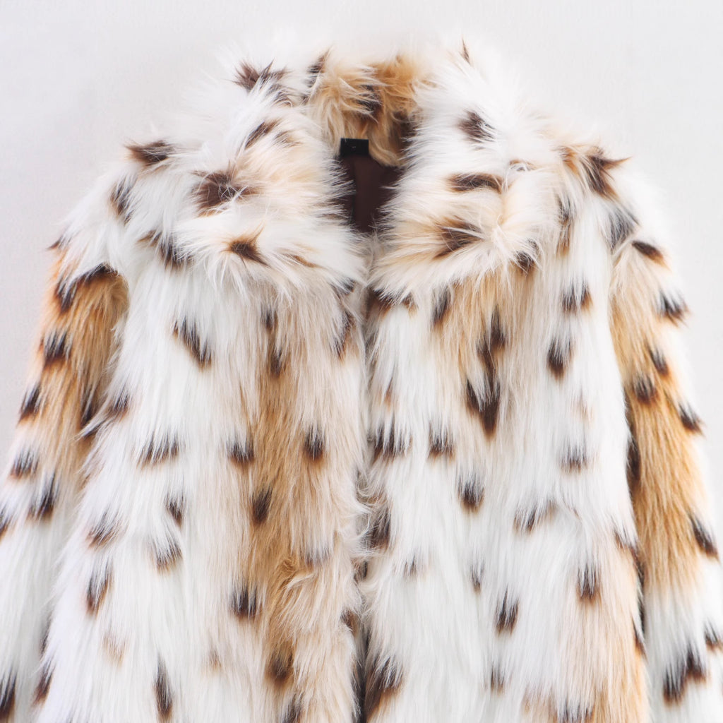 Women's Long Oversized Faux Fur Coat with Spotted Wildcat Print and Stand Collar Fashion Glam