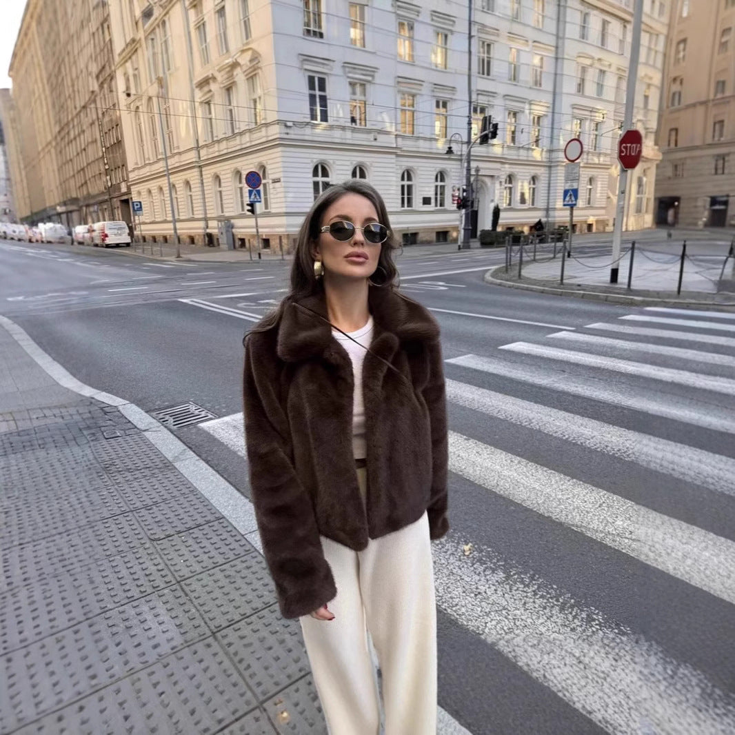 Women's Short Boxy Faux Fur Blouson with Classic Lapel Collar and Silky Lining Fashion Glam
