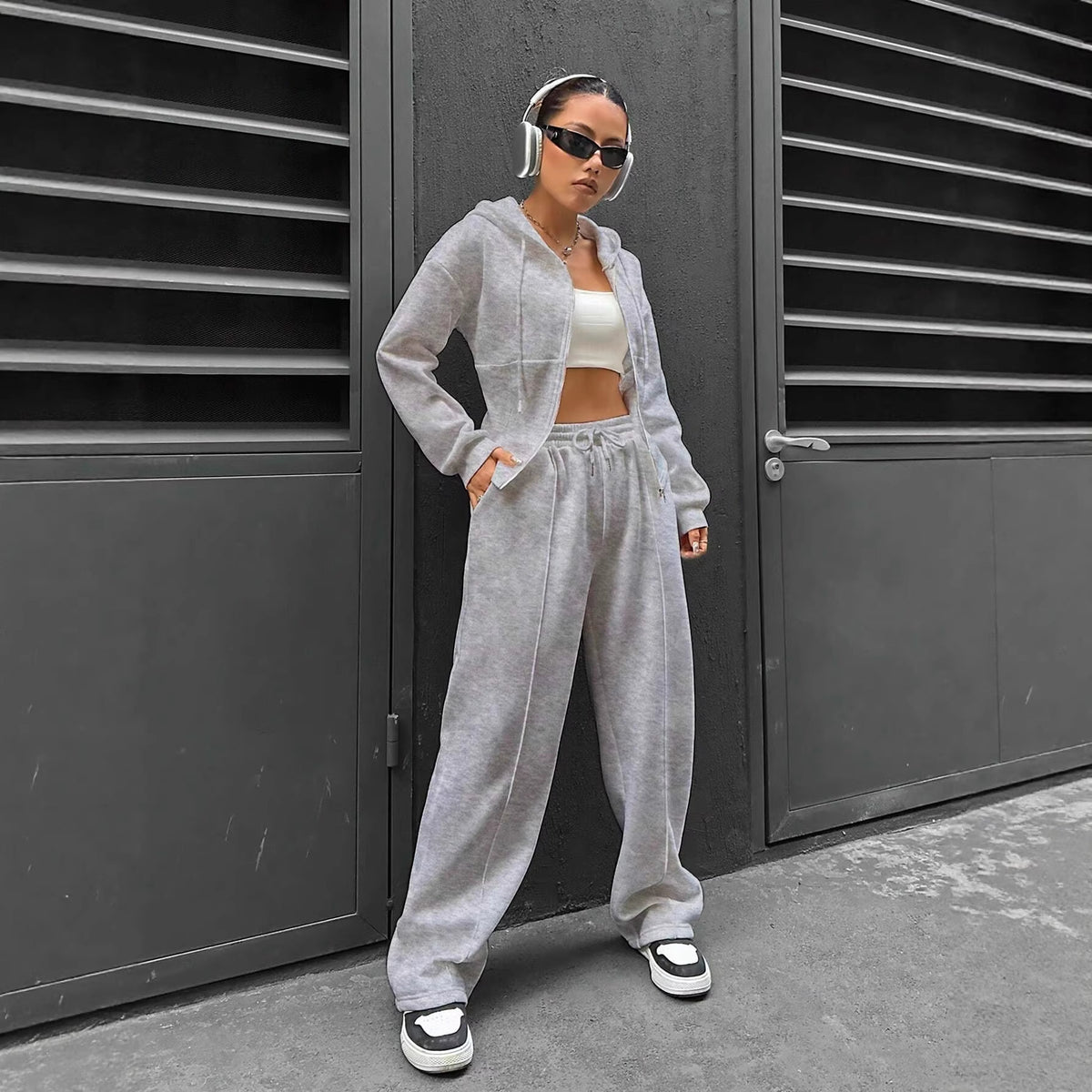 Women’s loungewear set with fitted hooded jacket and loose fleece jogging pants Fashion Glam