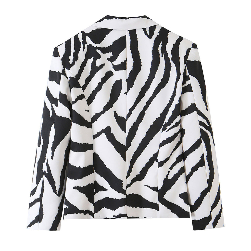 Women’s Statement Zebra Blazer with Lapel Collar and Tailored Silhouette Fashion Glam